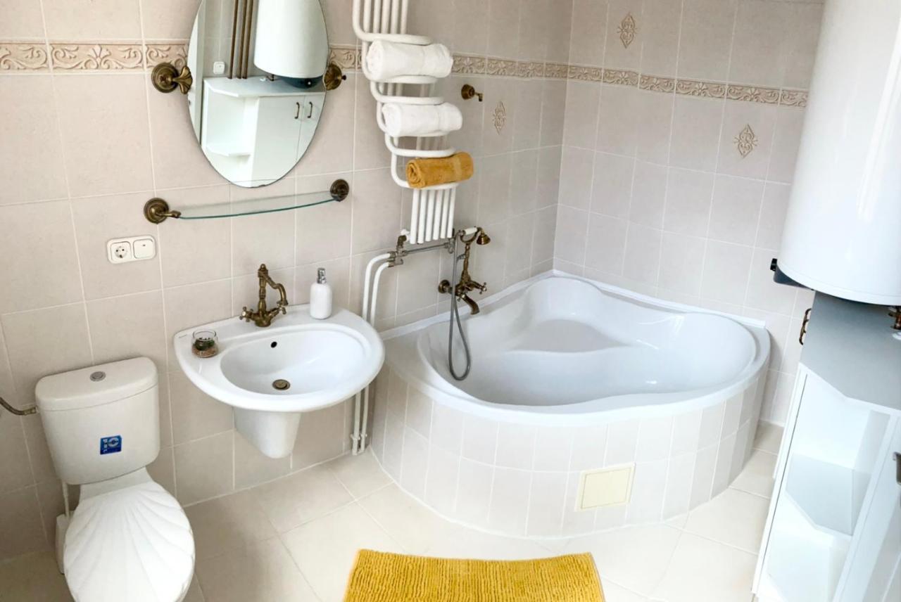 Aqua Azur Apartman ไฮจ์ดุสโซบอสโล ภายนอก รูปภาพ